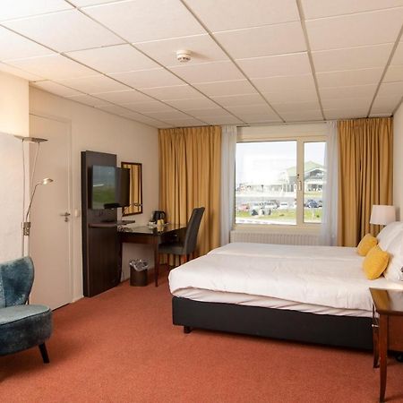Hotel De Blaauwe Leeuw Тернеузен Экстерьер фото