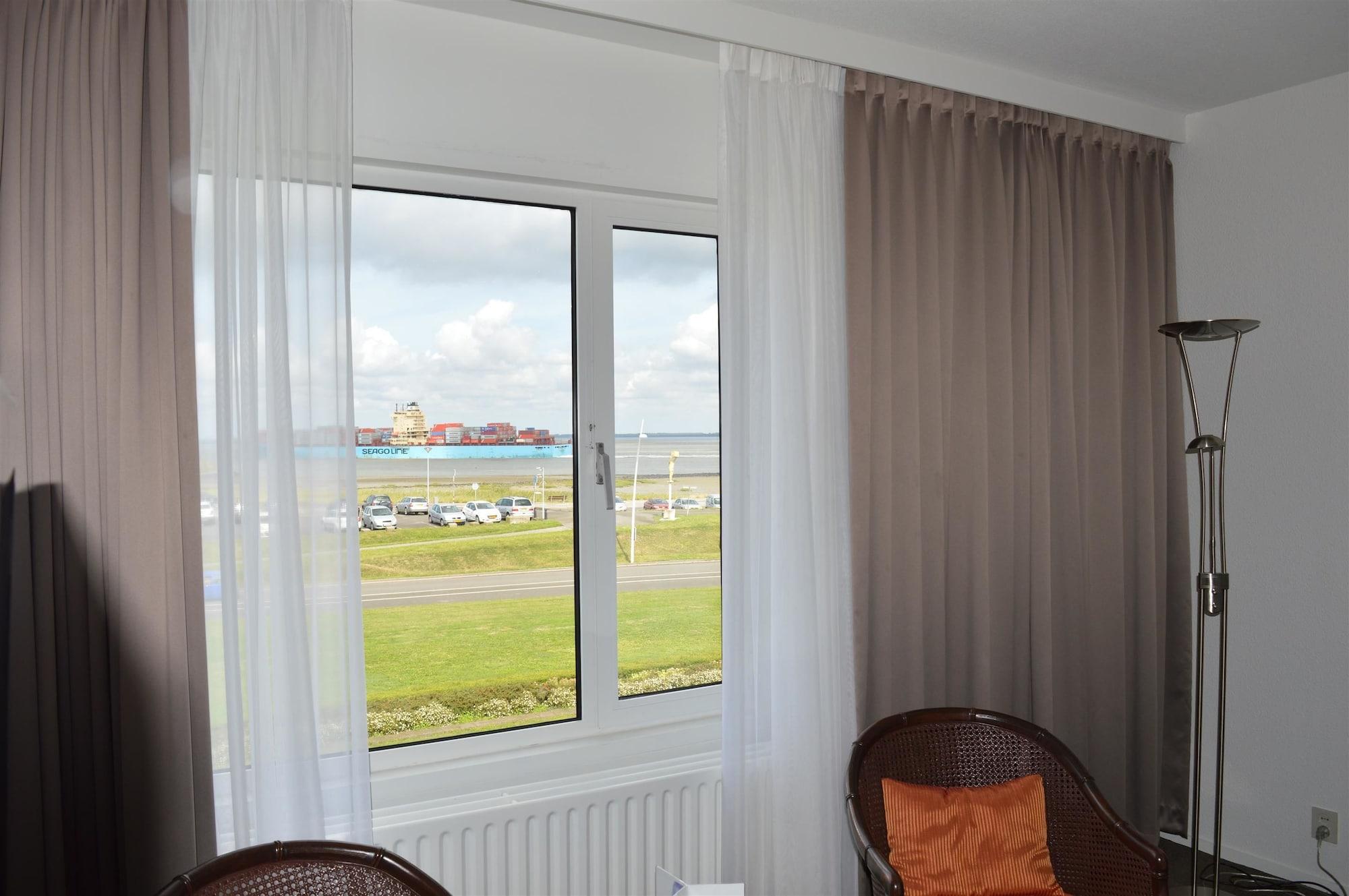 Hotel De Blaauwe Leeuw Тернеузен Экстерьер фото