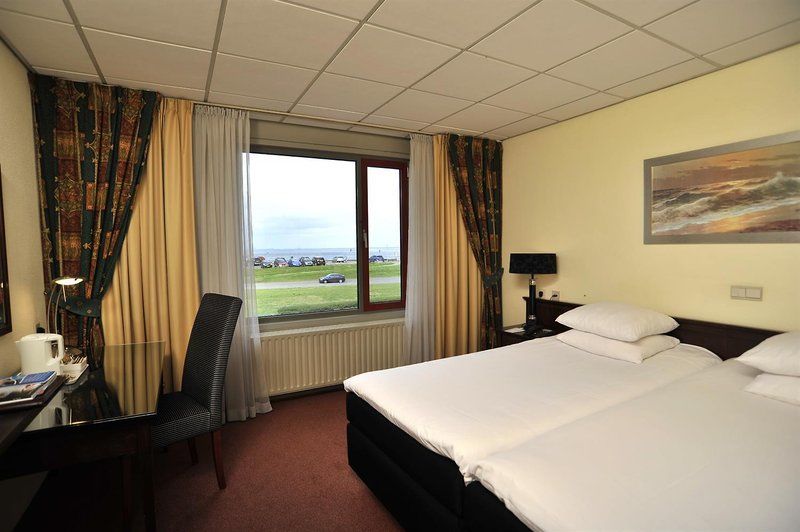 Hotel De Blaauwe Leeuw Тернеузен Экстерьер фото